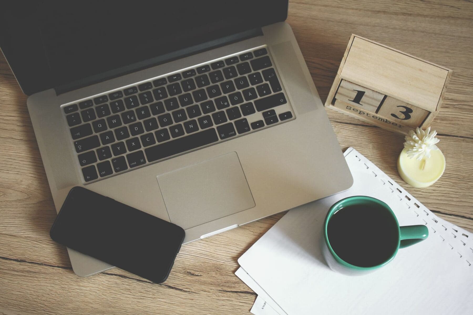 Illustration accompanying 8 Best Pinterest Schedulers for Different Workflows